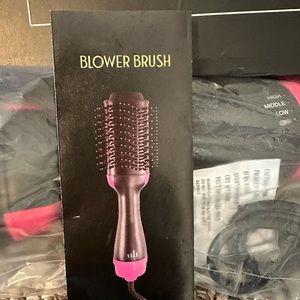 Hot air brush with straighter and dryer